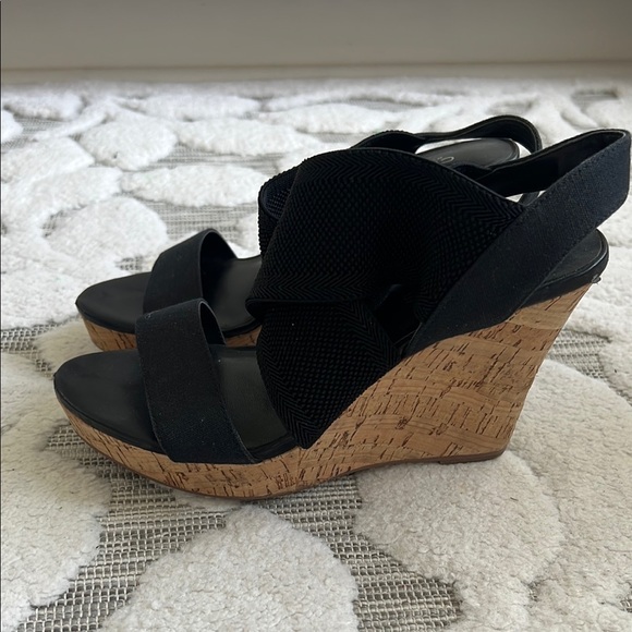 Charles By Charles David Black Wedge Sandals - Picture 1 of 5